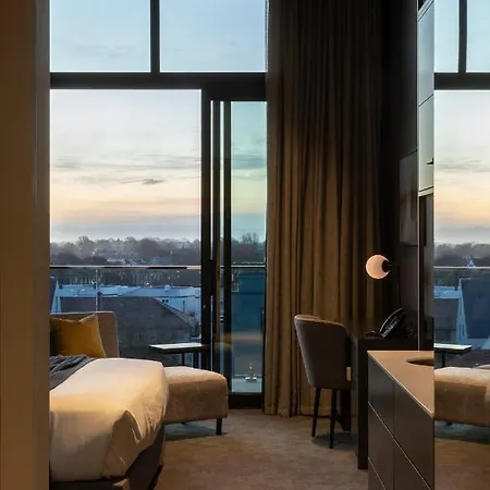 The Mayfair Christchurch Exterior photo A room at the hotel
